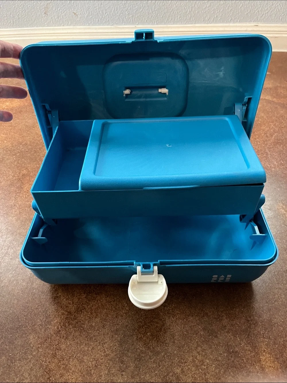 Vintage Blue Caboodle Portable Makeup Carry Case with White Handle